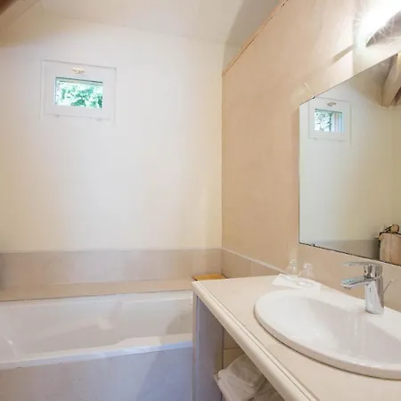 Maisons Les Tilleuls, Les Pins et Les Lilas Beaune  Extérieur photo