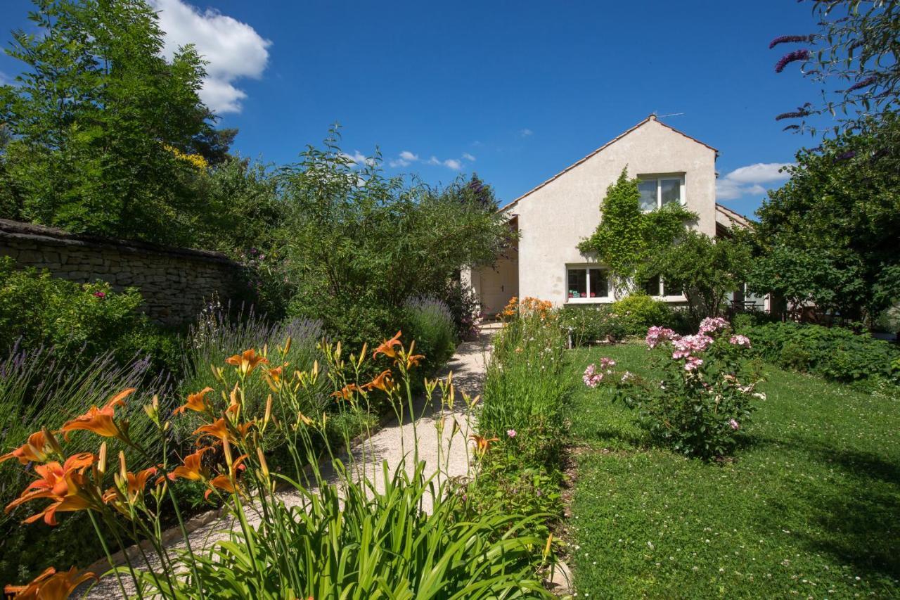 Maisons Les Tilleuls, Les Pins Et Les Lilas Hébergement de vacances Beaune (Cote d'Or)