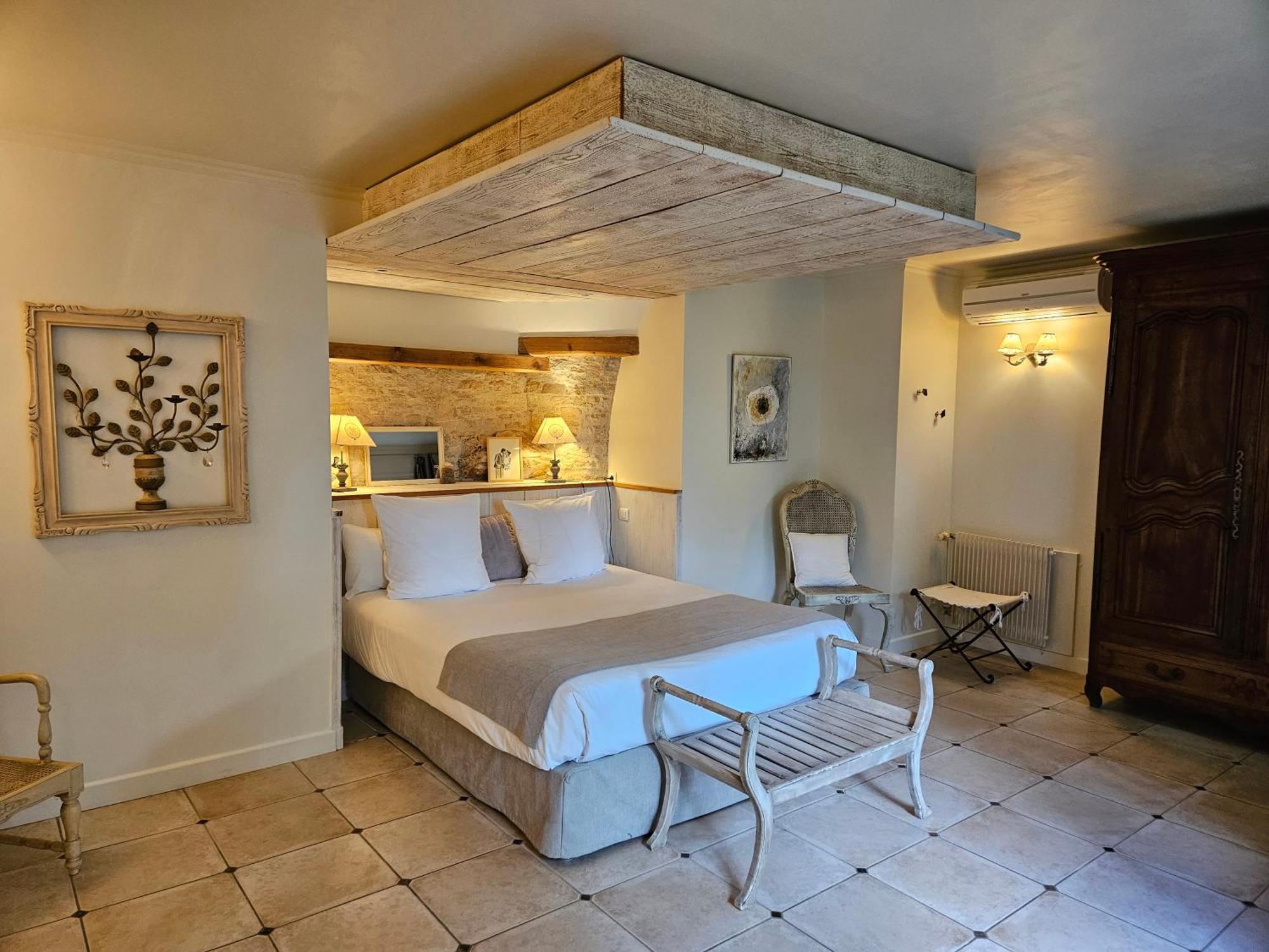 Hébergement de vacances Maisons Les Tilleuls, Les Pins Et Les Lilas Beaune (Cote d'Or)