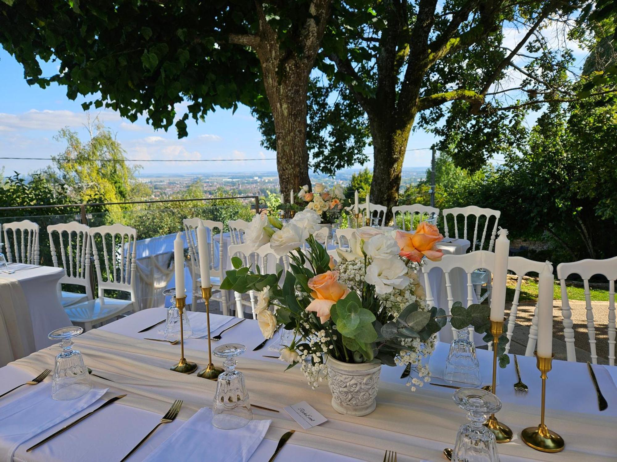 Maisons Les Tilleuls, Les Pins Et Les Lilas Hébergement de vacances *