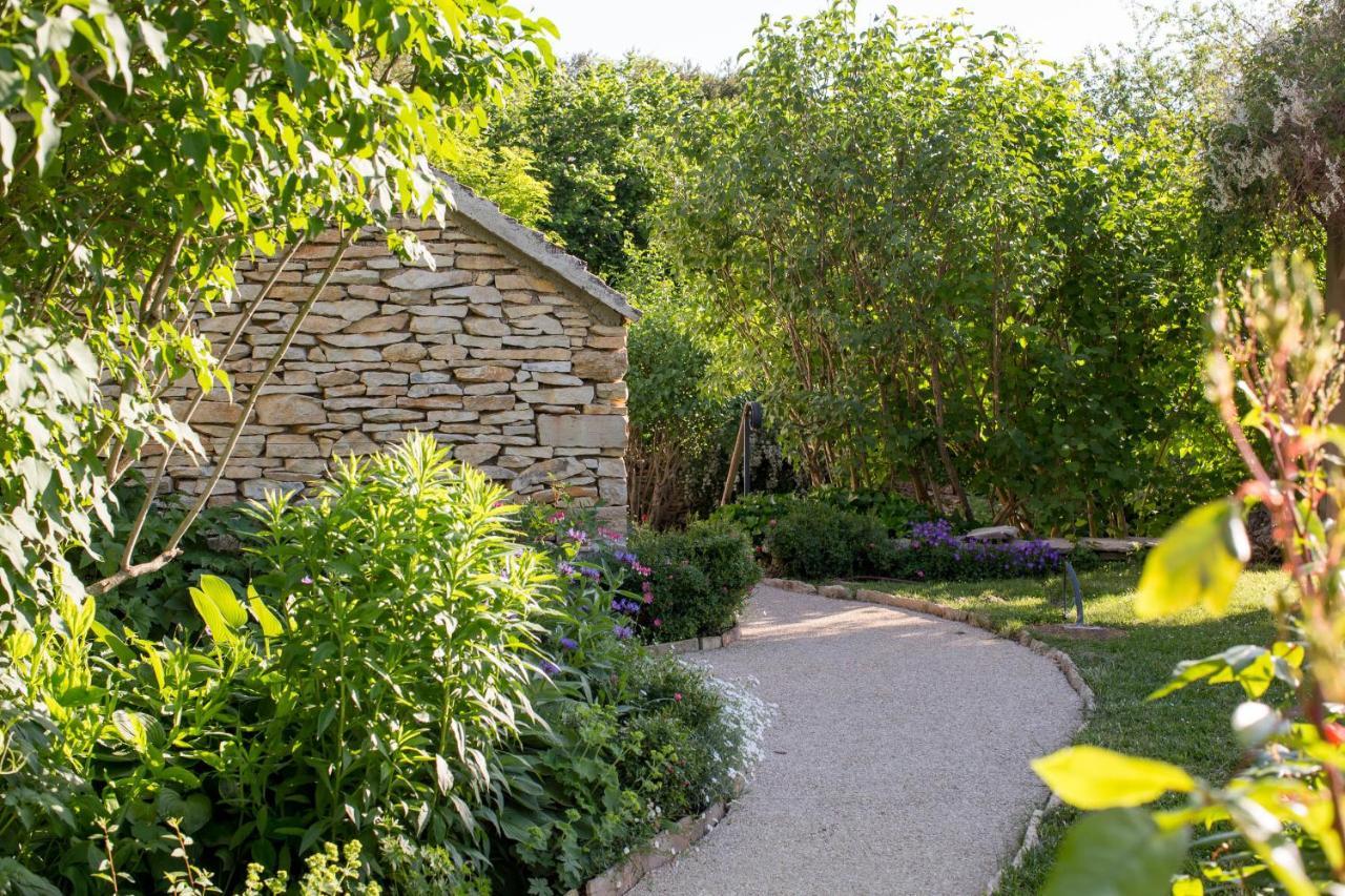Hébergement de vacances Maisons Les Tilleuls, Les Pins Et Les Lilas Beaune (Cote d'Or)
